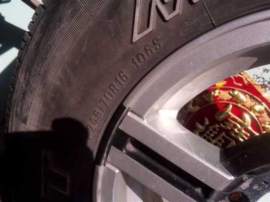 ขายแม๊กมือสองเเถมยาง 245/70/16 ลายประมาณ เชฟโรเเลต ของถูกมาแล้วครับ