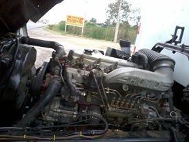 ขายรถ6 ล้อฮีโน่ ยาว7.20 ตู้ทึบ เครื่อง195 HO7D