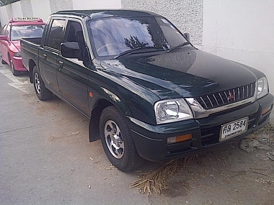 ขอขายวันนี้วันเดียว ด่วนๆครับ ถูกมากเเล้ว สตาด้า 4 ประตู ขอขายวันนี้วันเดียว ด่วนๆครับ ถูกมากเเล้ว สตาด้า 4 ประตู