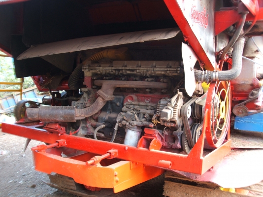 รถเกี่ยวข้าวเกษตรพัฒนา ไอ้หนุ่มไวไฟ ปี 2549