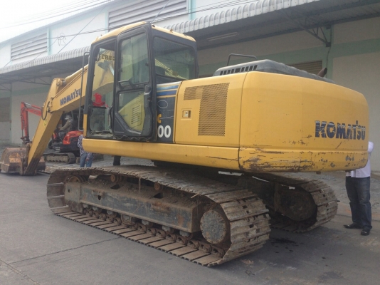 ขายด่วน!!! KOMATSU PC 200-7 ไมล์ 11,XXX สภาพสวยค่ะ พร้อมใช้งาน เอกสารใบแจ้งจำหน่าย ขายด่วน!!! KOMATSU PC 200-7 ไมล์ 11,XXX สภาพสวยค่ะ พร้อมใช้งาน เอกสารใบแจ้งจำหน่าย