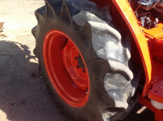 ปัญญาแทรคเตอร์มาแล้ว...จัดมาให้ครับ คูโบต้า L3408 พร้อมใบมีดตราช้าง เล่มทะเบียนพร้อม