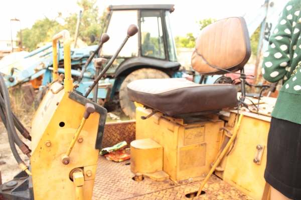 ขายแบคโฮ YANMAR YB25 3สูบ ราคา 190,000 บาท ขายแบคโฮ YANMAR YB25 3สูบ ราคา 190,000 บาท