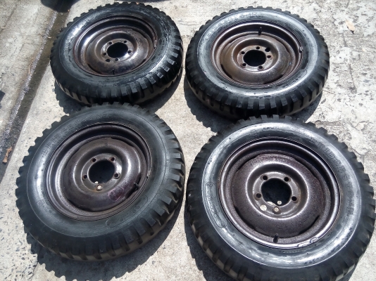 กะทะจิ๊ป ขอบ16  พร้อมยาง 4 ลูก เก่ายี่ปุ่น tel 089-9826192 ชุดเดียวเท่านั้น