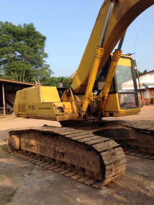KOMATSU PC200-5
