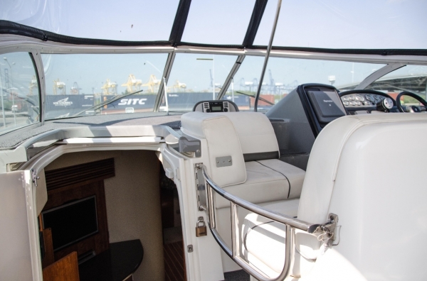 ขายเรือยอร์ช CRUISER 400 Express 43ฟุต ปี2005ครับ ราคาเบาๆครับ ขายเรือยอร์ช CRUISER 400 Express 43ฟุต ปี2005ครับ ราคาเบาๆครับ