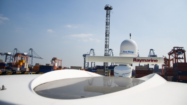 ขายเรือยอร์ช CRUISER 400 Express 43ฟุต ปี2005ครับ ราคาเบาๆครับ ขายเรือยอร์ช CRUISER 400 Express 43ฟุต ปี2005ครับ ราคาเบาๆครับ