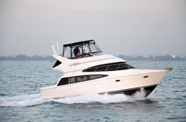 ขายเรือยอร์ช2ชั้น 39 ฟุต ปี2003ครับ