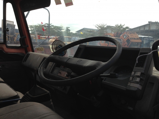 รถกระเช้าซ่อมไฟฟ้า สนใจโทร 094-7969069,083-5755768