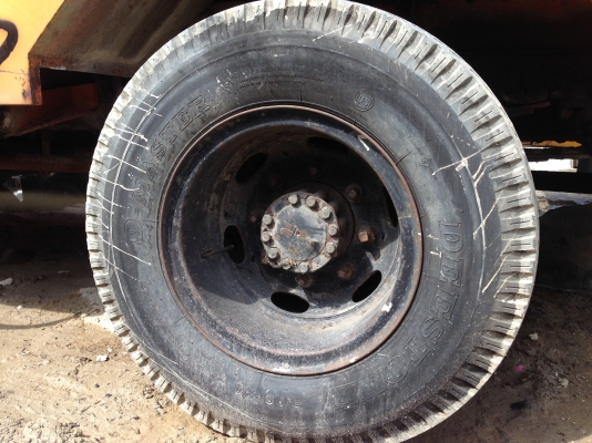 รถกระเช้าซ่อมไฟฟ้า สนใจโทร 094-7969069,083-5755768