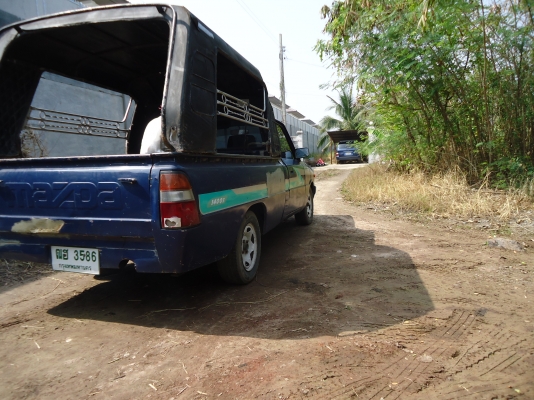 ขายมาสด้าแฟมิเลีย 1400 ติดแก๊ส LPG ช่วงล่างดี แอร์เย็น เล่มทะเบียนพร้อมโอน