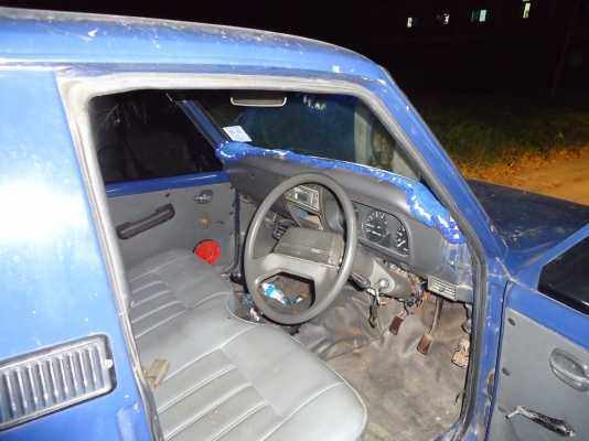 ขายมาสด้าแฟมิเลีย 1400 ติดแก๊ส LPG ช่วงล่างดี แอร์เย็น เล่มทะเบียนพร้อมโอน