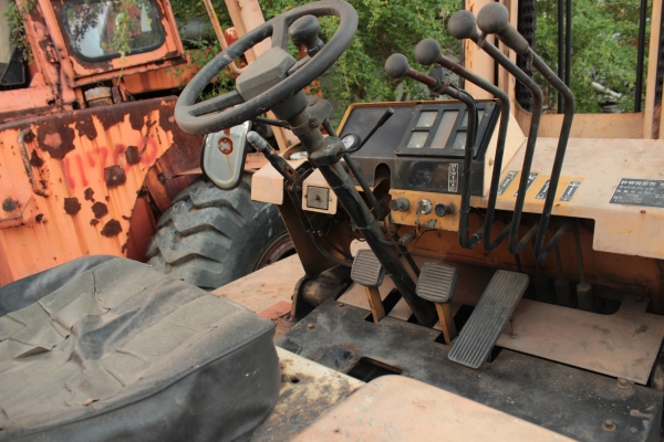 ขายรถยกโฟล์ทลิฟท์ KOMATSU: FD80H-5 ขนาด 8 ตัน ล้อหน้าคู่ ราคา 670,000 บาท ขายรถยกโฟล์ทลิฟท์ KOMATSU: FD80H-5 ขนาด 8 ตัน ล้อหน้าคู่ ราคา 670,000 บาท