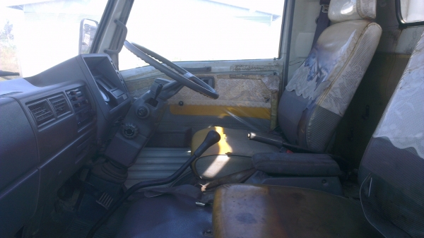 รถดั้มนอก สภาพสวยๆ เครื่อง180 แรง ราคาถูกมาก สุดคุ้ม รถดั้มนอก สภาพสวยๆ เครื่อง180 แรง ราคาถูกมาก สุดคุ้ม