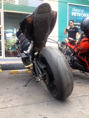 ขายด่วน GSXR 1000 K6     มี สพม ครับ   อินวอย