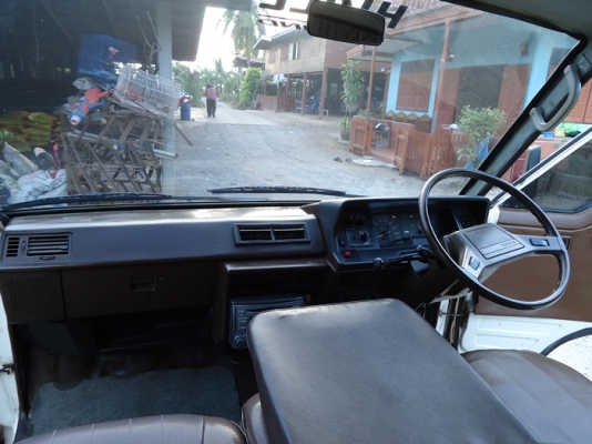 รถตู้ Toyota hiace ขับดี ประหยัด เอกสารพร้อมโอน รถตู้ Toyota hiace ขับดี ประหยัด เอกสารพร้อมโอน