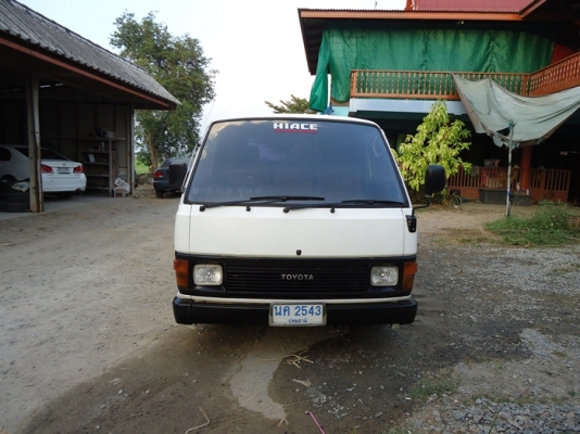 รถตู้  Toyota  hiace  ขับดี ประหยัด เอกสารพร้อมโอน