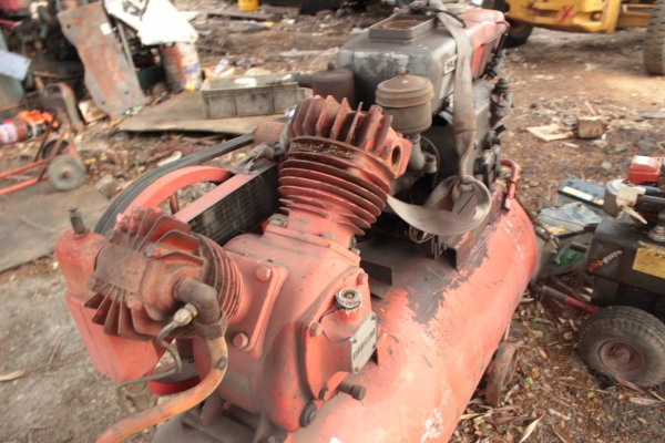 ขายปั้มลม YANMAR CT-237NBA ดีเซล1สูบ8แรง ราคา 39,000บาท ขายปั้มลม YANMAR CT-237NBA ดีเซล1สูบ8แรง ราคา 39,000บาท