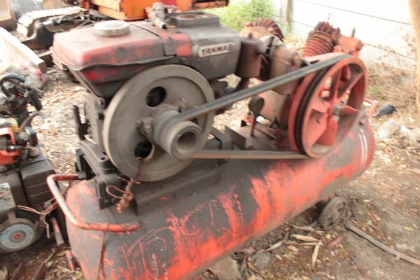 ขายปั้มลม YANMAR CT-237NBA ดีเซล1สูบ8แรง ราคา 39,000บาท ขายปั้มลม YANMAR CT-237NBA ดีเซล1สูบ8แรง ราคา 39,000บาท