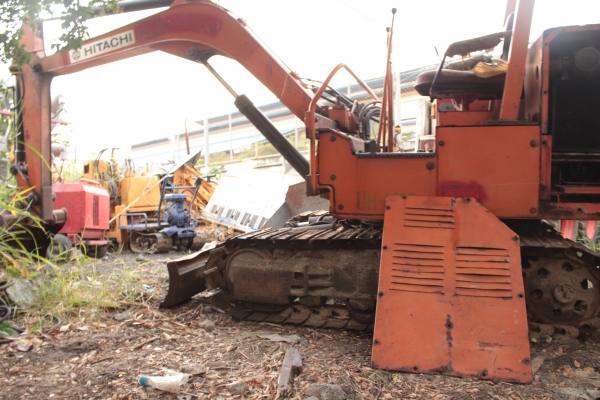 ขายแบคโฮ HITACHI (PC 30)3สูบ ราคา 158,000 บาท ขายแบคโฮ HITACHI (PC 30)3สูบ ราคา 158,000 บาท