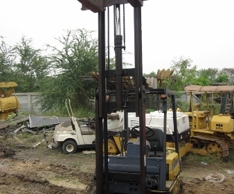 ขายรถยก KOMATSU FD15-15 1.5ตัน ราคา 160,000 บาท ขายรถยก KOMATSU FD15-15 1.5ตัน ราคา 160,000 บาท