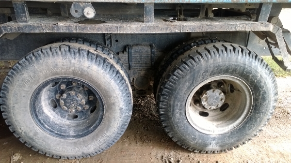 FUSO FN527M 10ล้อดั้ม2คัน สวย..ด้อย..แตกต่างกันแต่สภาพพอๆกัน ขายคันละ750000.