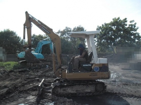 ขายรถแบคโฮ pc 30-6