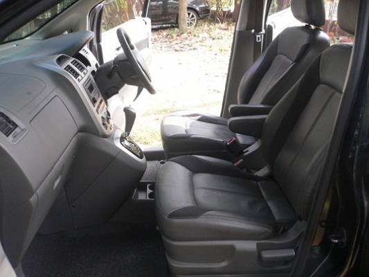 ขายรถครอบครัว  PROTON EXORA 1600cc รุ่นTOP ABS AIRBAG 2ใบ ปี 2010 ติดแก๊ส LPG หัวฉีด ถังโดนัท เกียร์ออโต้