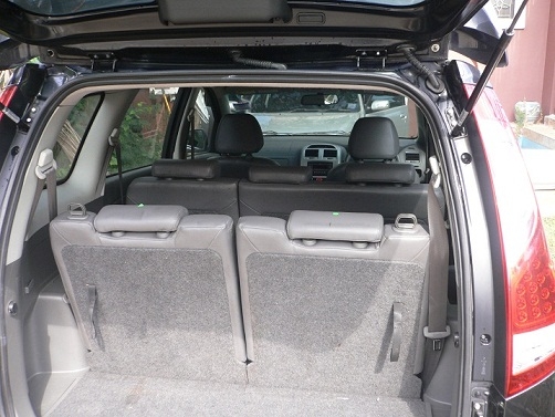 ขายรถครอบครัว  PROTON EXORA 1600cc รุ่นTOP ABS AIRBAG 2ใบ ปี 2010 ติดแก๊ส LPG หัวฉีด ถังโดนัท เกียร์ออโต้