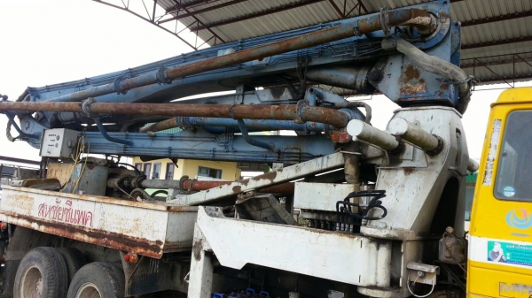 ขายรถยิงปูนสร้างตึกยิงสูง 34 เมตร NISSAN CW 290 ระบบยิงของเยอรมัน เครื่องนิสสัน 320 แรงม้า ราคา 3500000