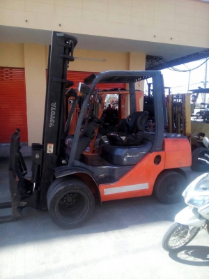 รถยก TOYOTA 8FG30 เสา4เมตร ล้อหน้าคู่ งากระดก