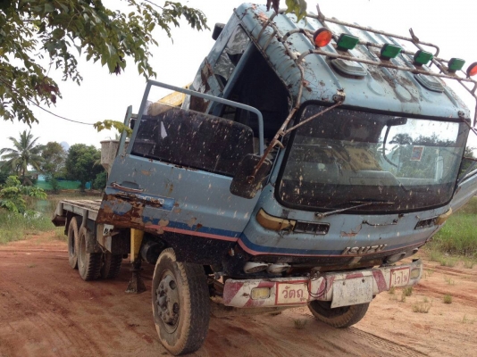 ขายรถ 10 ล้อเทเลอร์ ติดเครน 3 ตัน ISUZU JCM เครื่อง 175 เทอร์โบ 2 เพลาสโลว์ดึง ติดเครน 3 ตัน ราคา 500000