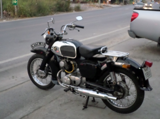 ลดกระหน่ำ C92 หมูอู๊ดๆ สภาพเดิมๆสวยๆเครื่องดีระบบไฟ CDI พร้อมใช้ทะเบียนโอน(รับเทริน)