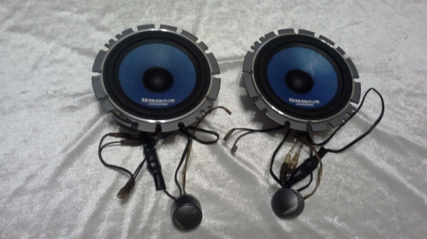 Alpine ลำโพง 6.5" + ทวิสเตอร์ มี Capa