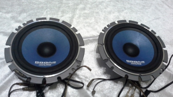 Alpine ลำโพง 6.5" + ทวิสเตอร์ มี Capa