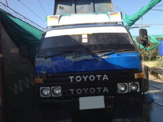 รถบรรทุก 6 ล้อดั๊มพ์ ยี่ห้อ TOYOTA  BU91 ไดน่าสามใบปัด