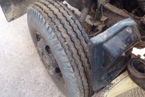 รถบรรทุก 6 ล้อดั๊มพ์ ยี่ห้อ TOYOTA  BU91 ไดน่าสามใบปัด