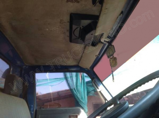 รถบรรทุก 6 ล้อดั๊มพ์ ยี่ห้อ TOYOTA  BU91 ไดน่าสามใบปัด