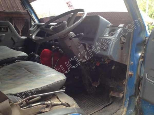 รถบรรทุก 6 ล้อดั๊มพ์ ยี่ห้อ TOYOTA  BU91 ไดน่าสามใบปัด