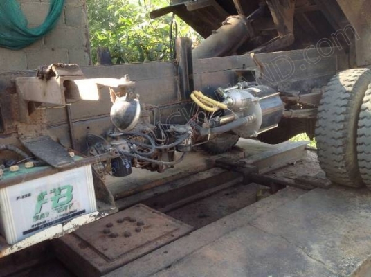 รถบรรทุก 6 ล้อดั๊มพ์ ยี่ห้อ TOYOTA  BU91 ไดน่าสามใบปัด