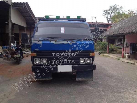 รถบรรทุก 6 ล้อดั๊มพ์ ยี่ห้อ TOYOTA  BU91 ไดน่าสามใบปัด