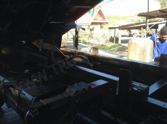 รถบรรทุก 6 ล้อดั๊มพ์ ยี่ห้อ TOYOTA  BU91 ไดน่าสามใบปัด