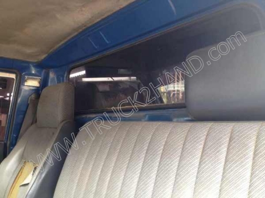 รถบรรทุก 6 ล้อดั๊มพ์ ยี่ห้อ TOYOTA  BU91 ไดน่าสามใบปัด