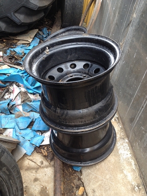 ขายล้อกะทะผ่า ขอบ 15x10 6/139.7 ออฟลึกๆ สภาพสวย 9500 บาท