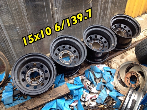 ขายล้อกะทะผ่า ขอบ 15x10 6/139.7 ออฟลึกๆ สภาพสวย 9500 บาท