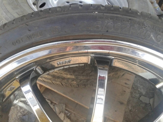 CE28 ขอบ 20x8.5  5รู114  พร้อมยาง 275 40 20 ปี 12 มี1ชุด