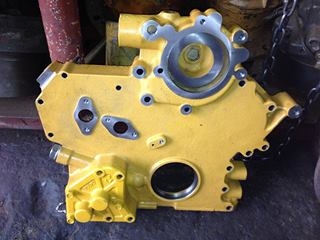 ฝาหน้าเครื่อง+ปั้มน้ำมันเครื่อง CAT ฝาหน้าเครื่อง+ปั้มน้ำมันเครื่อง CAT