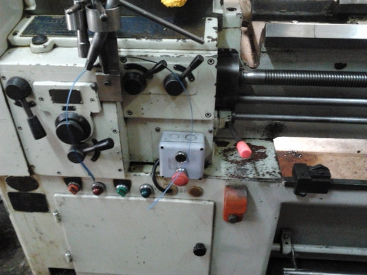 ขายเครื่องกลึง YAM 8 ฟุต