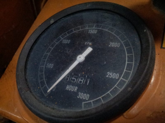 JH65CV-2 # 10762 : รถตัก Komatsu รถนอก นำเข้า T. กุ้ง:TOS:0813062283