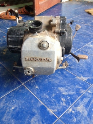 เครื่องเวฟ 110 หัวฉีดเป็นเครื่องเวฟ 110 หัวฉีดไม่เยิ้มครับราคานี้คุ้มครับด่วนๆ